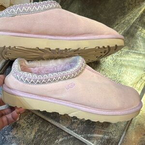 UGG Women's Soft Pink Slippers